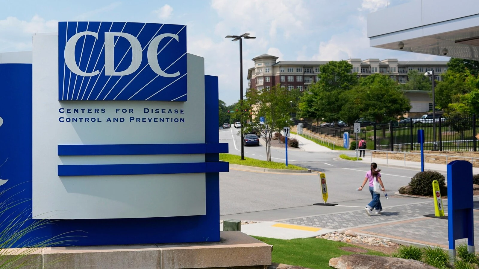 HHS moves to strip thousands of federal health workers of union rights