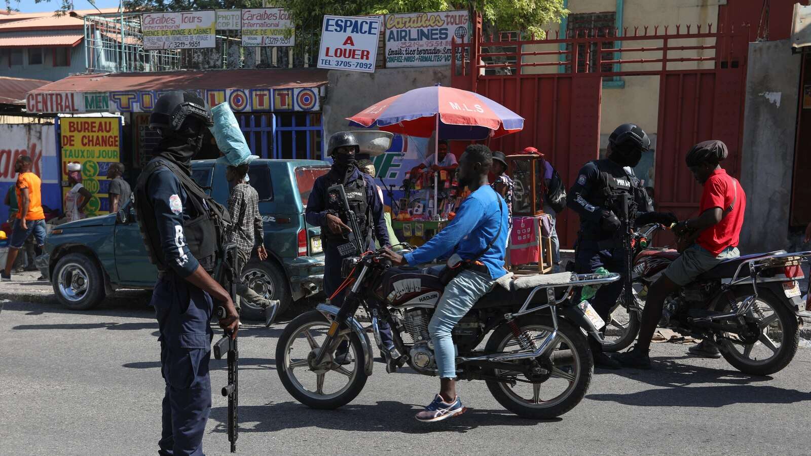 Haitian and Kenyan police try to oust gangs from a rough part of Haiti's capital