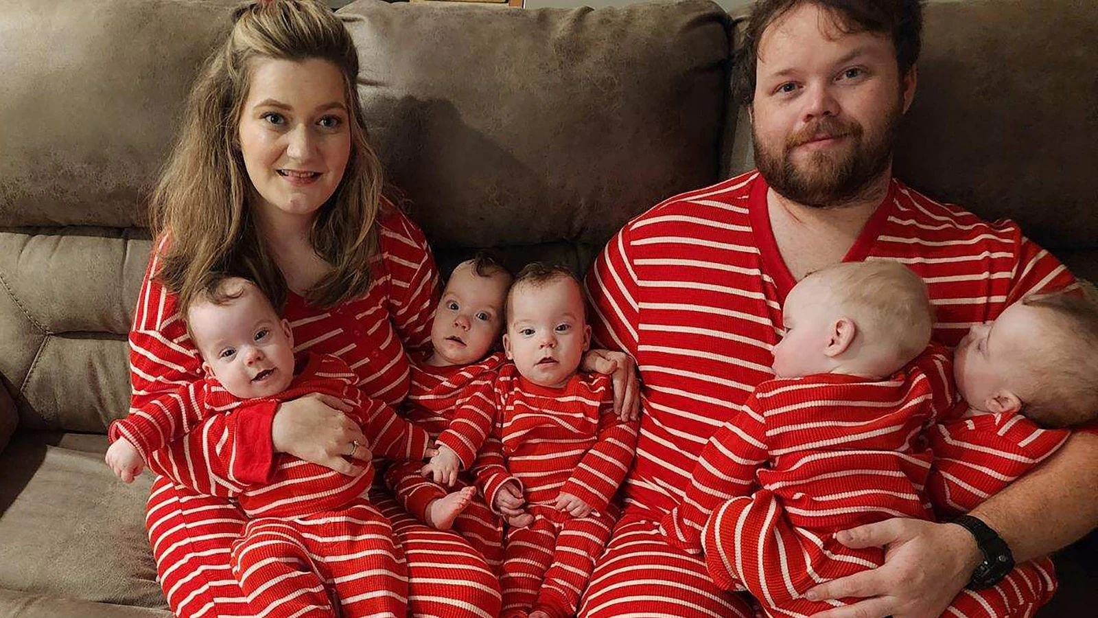 Family that welcomed quintuplets now expecting another baby