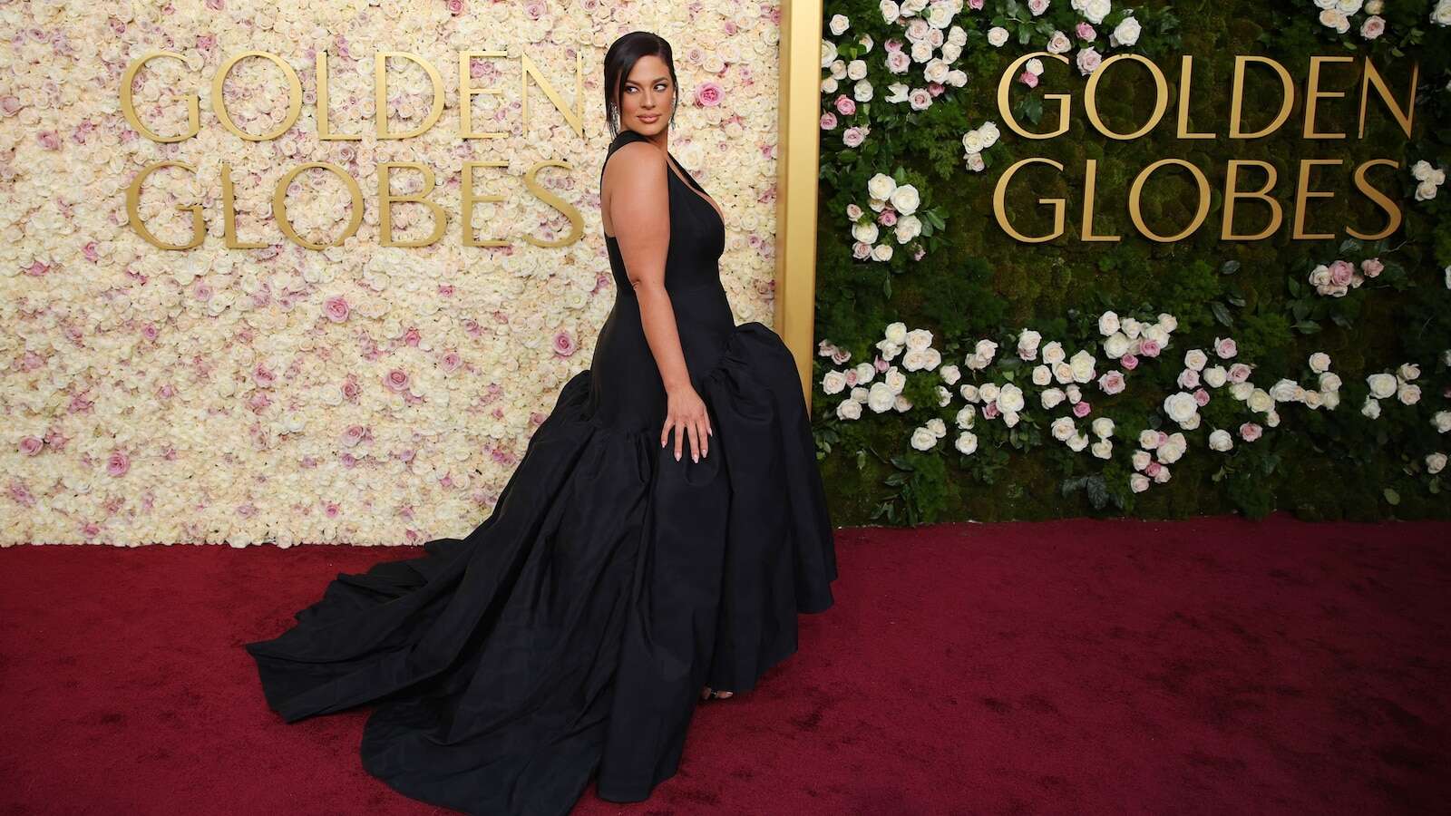 Golden Globes 2025 red carpet: See what celebrities wore for this year's awards showAwards season fashion is officially here.1/5/2025 05:34:00 EST