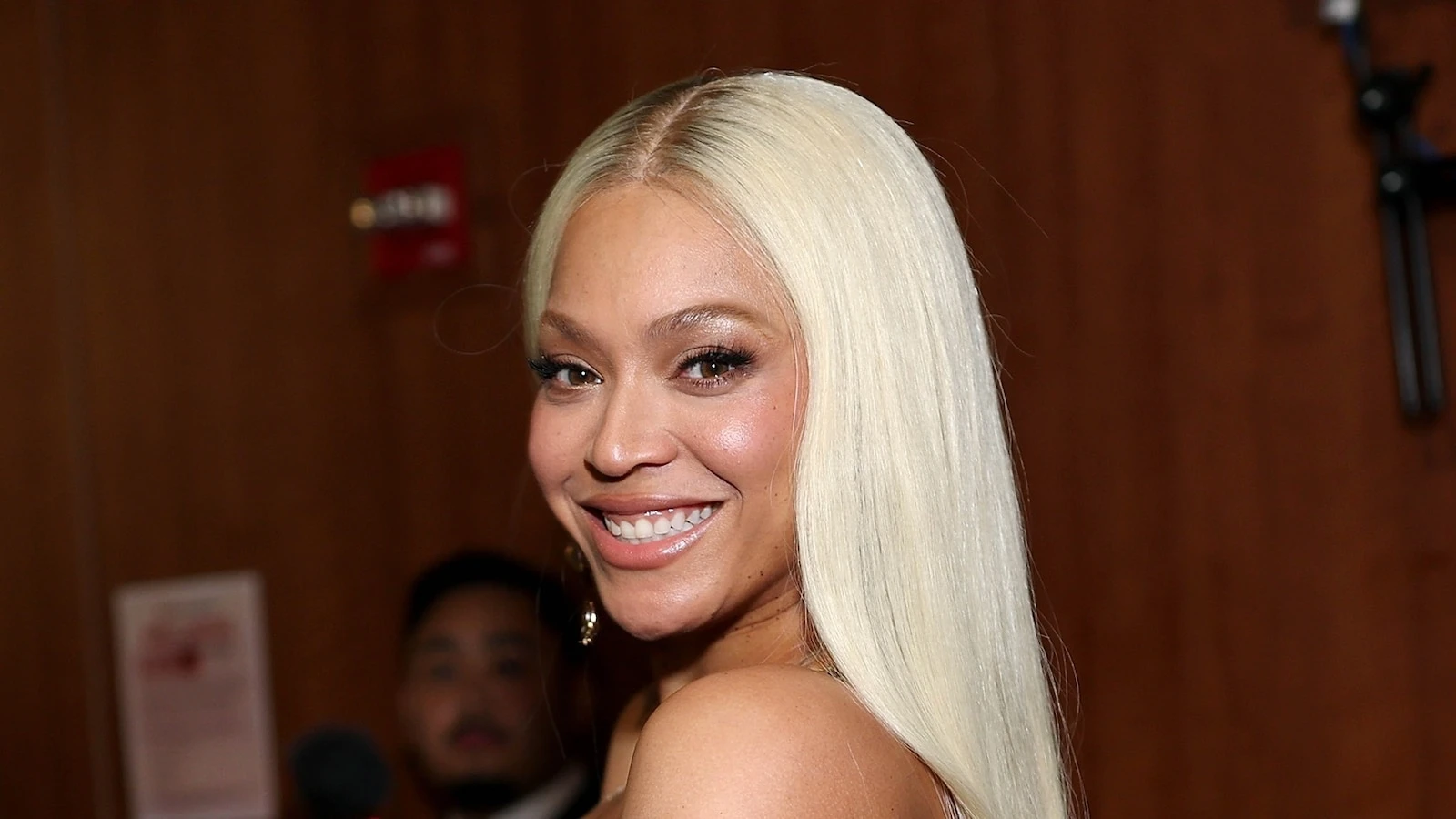 Beyoncé wins 1st Emmy Award, now halfway to EGOT statusThe pop megastar was honored for her work on the 