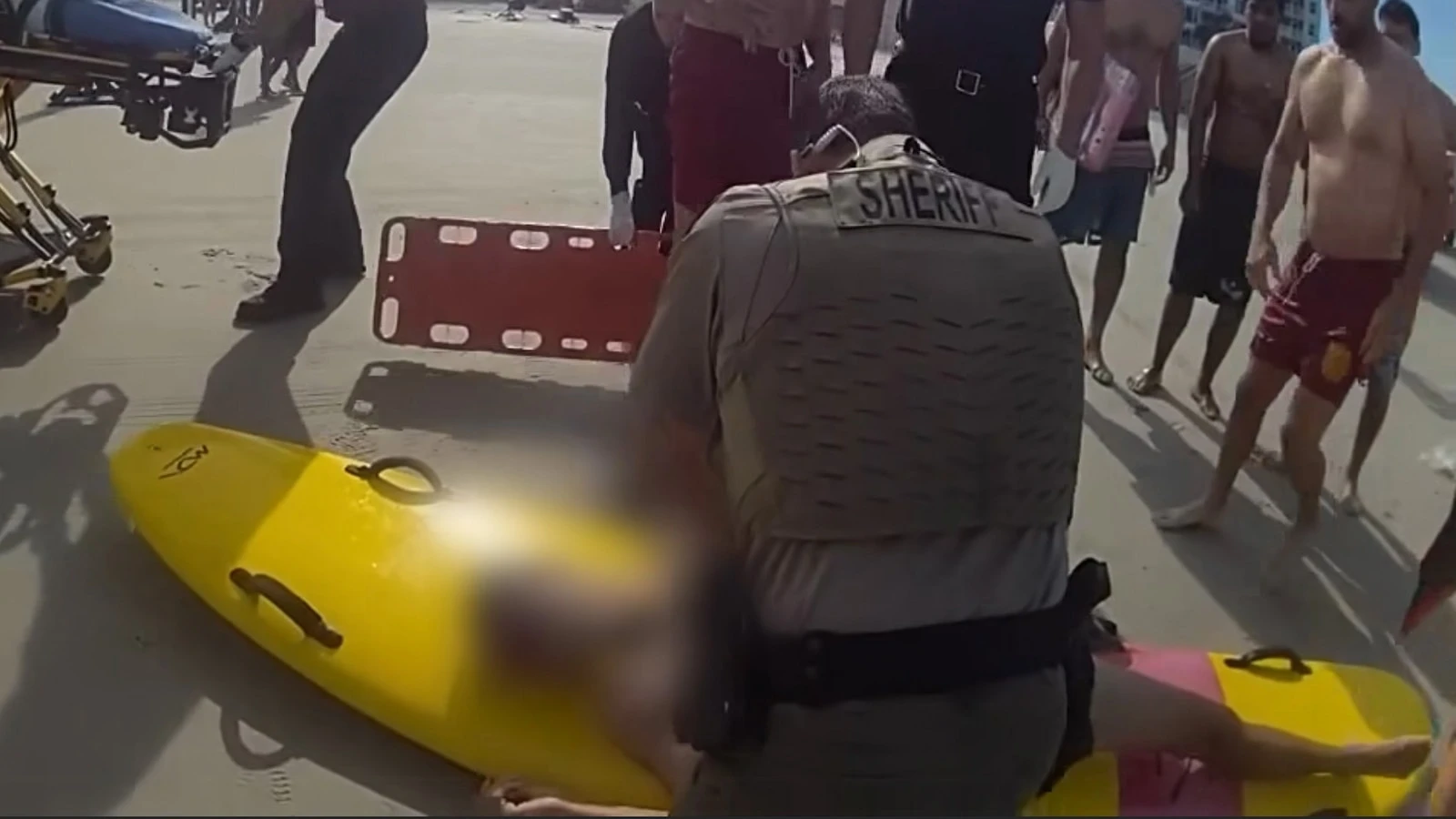 Heart-pounding beach rescue caught on cameraThe rescue team said it was a miracle the young man survived.4/11/2024 10:33:50 EDT