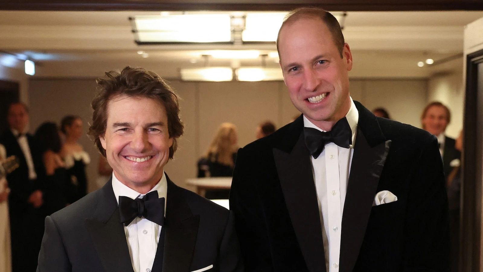 Prince William poses with Tom Cruise at charity gala in London The two attended a gala for London's Air Ambulance Charity.2/7/2024 05:12:17 EST