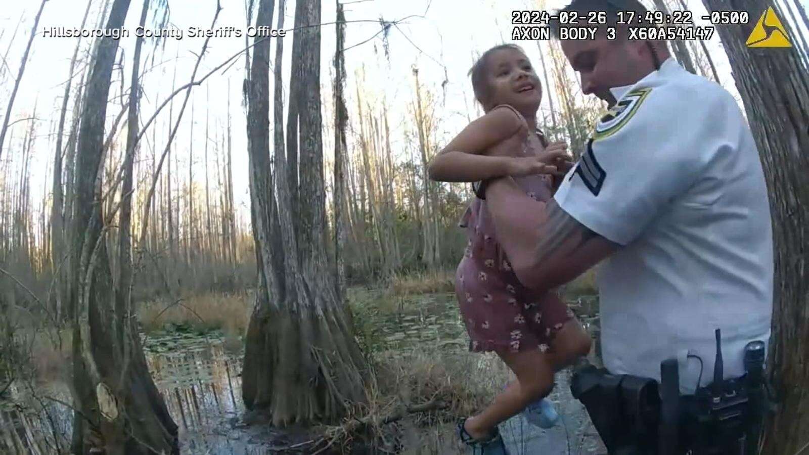 ABCNews.comBodycam shows girl with autism rescued from Florida wetlandsThe Hillsborough County Sheriff praised the team's quick action.2/28/2024 08:55:33 EST