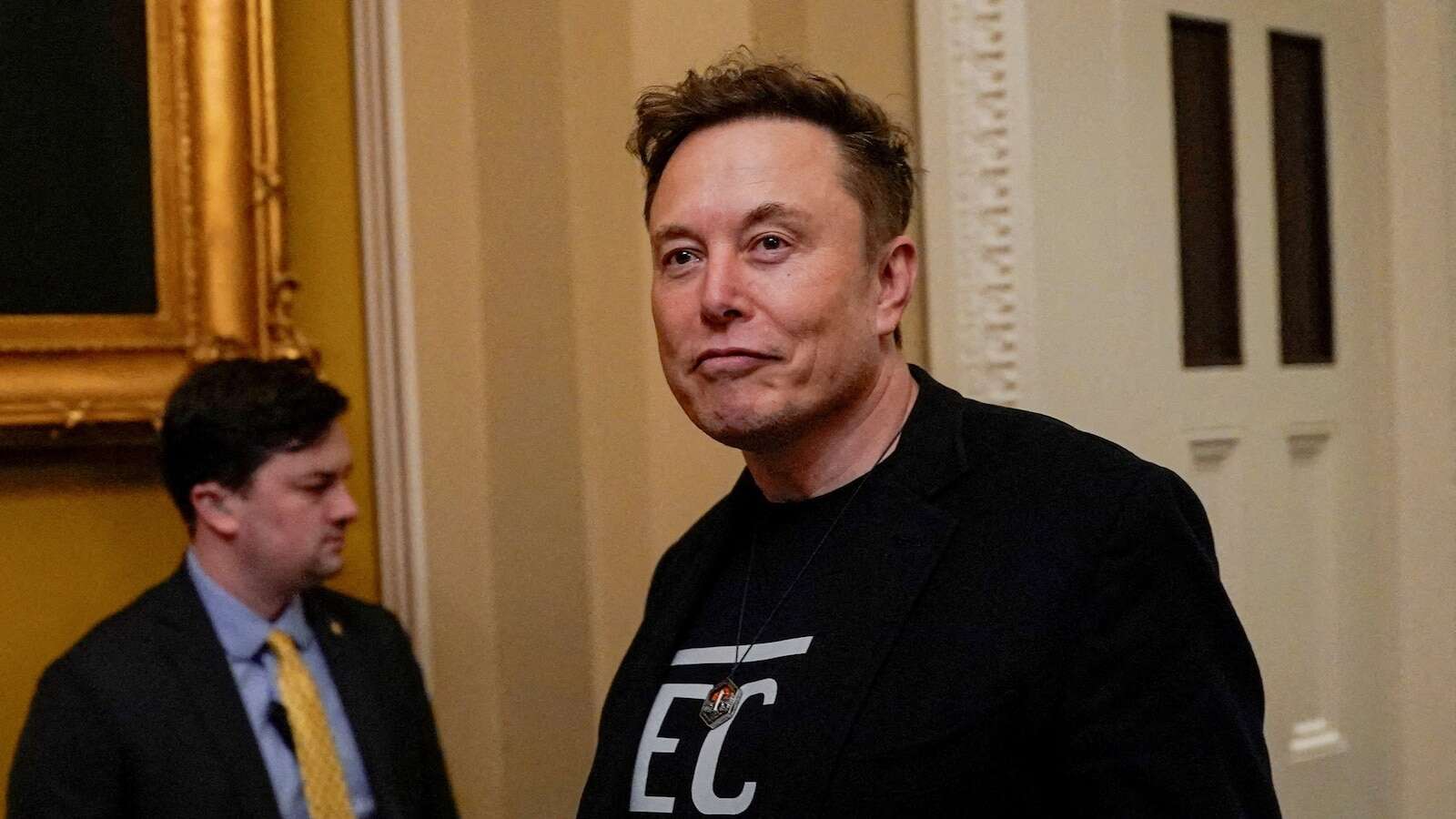 Musk PAC offers $100 to WI voters who sign petition against 'activist judges'