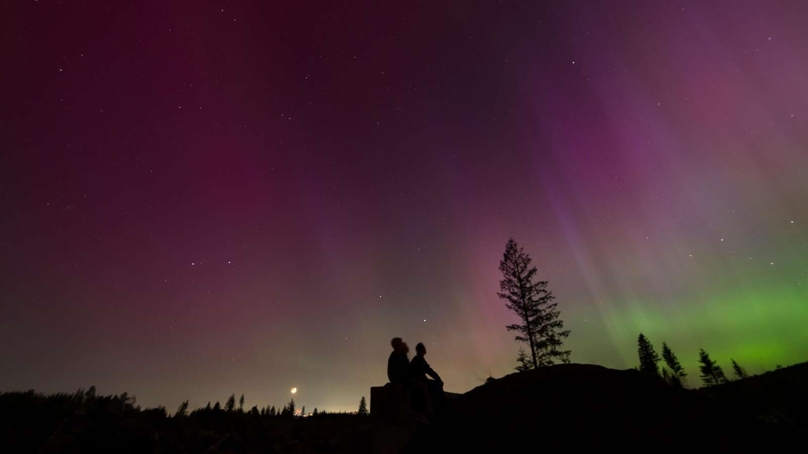 Solar storms may cause faint auroras overnight in parts of Northern Hemisphere