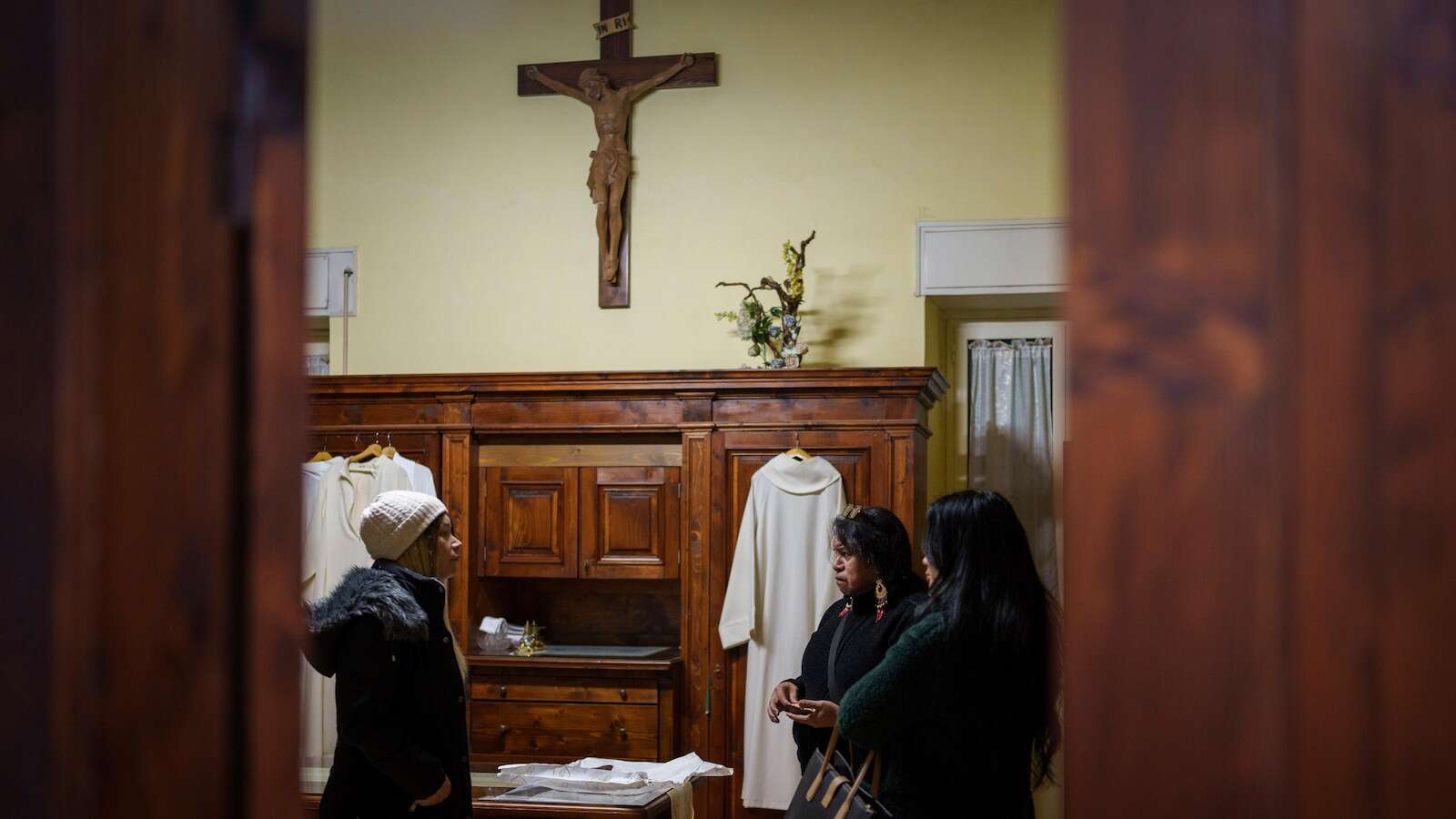 Transgender women near Rome pray for Pope Francis, celebrate his outreach