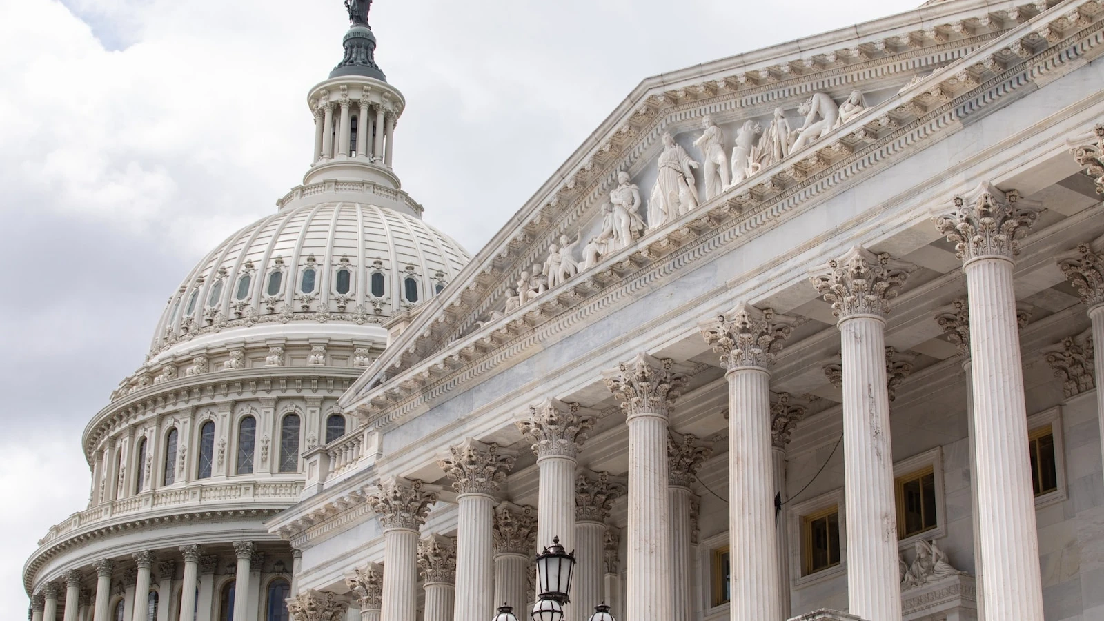 Democrats risk boxing themselves in on filibuster in 2024: Sources
