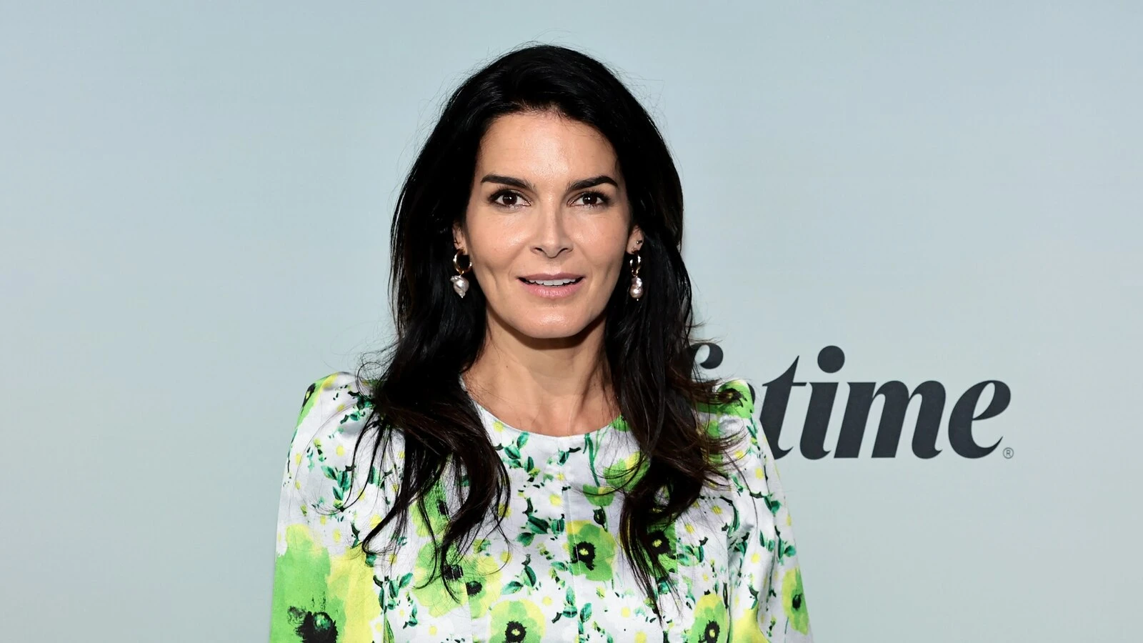 Angie Harmon speaks out for 1st time since delivery person shot and killed family dogThe actress filed a lawsuit against Instacart and the shopper. 5/15/2024 07:33:00 EDT