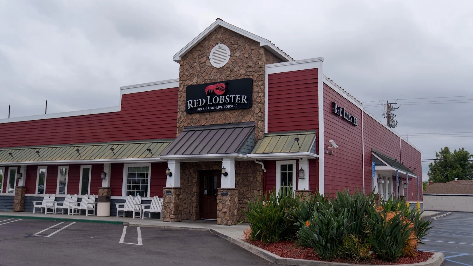 Red Lobster voluntarily files for Chapter 11 bankruptcyThe seafood chain has closed multiple locations this May.5/20/2024 11:07:00 EDT