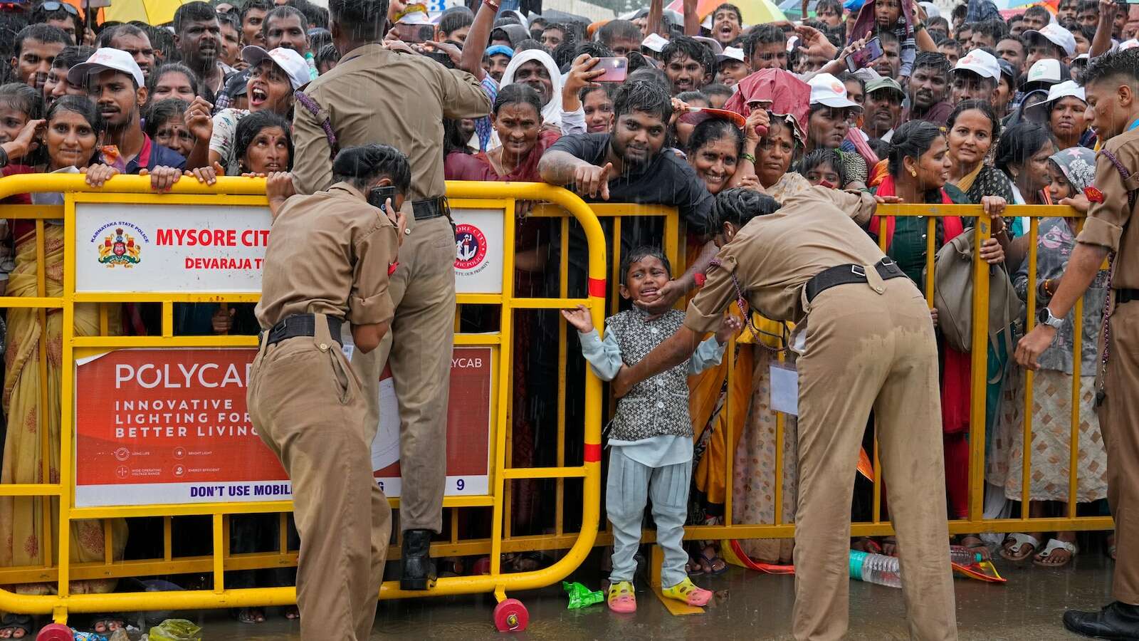 AP PHOTOS: An elephant procession for Dussehra draws a crowd in the former Mysore kingdom