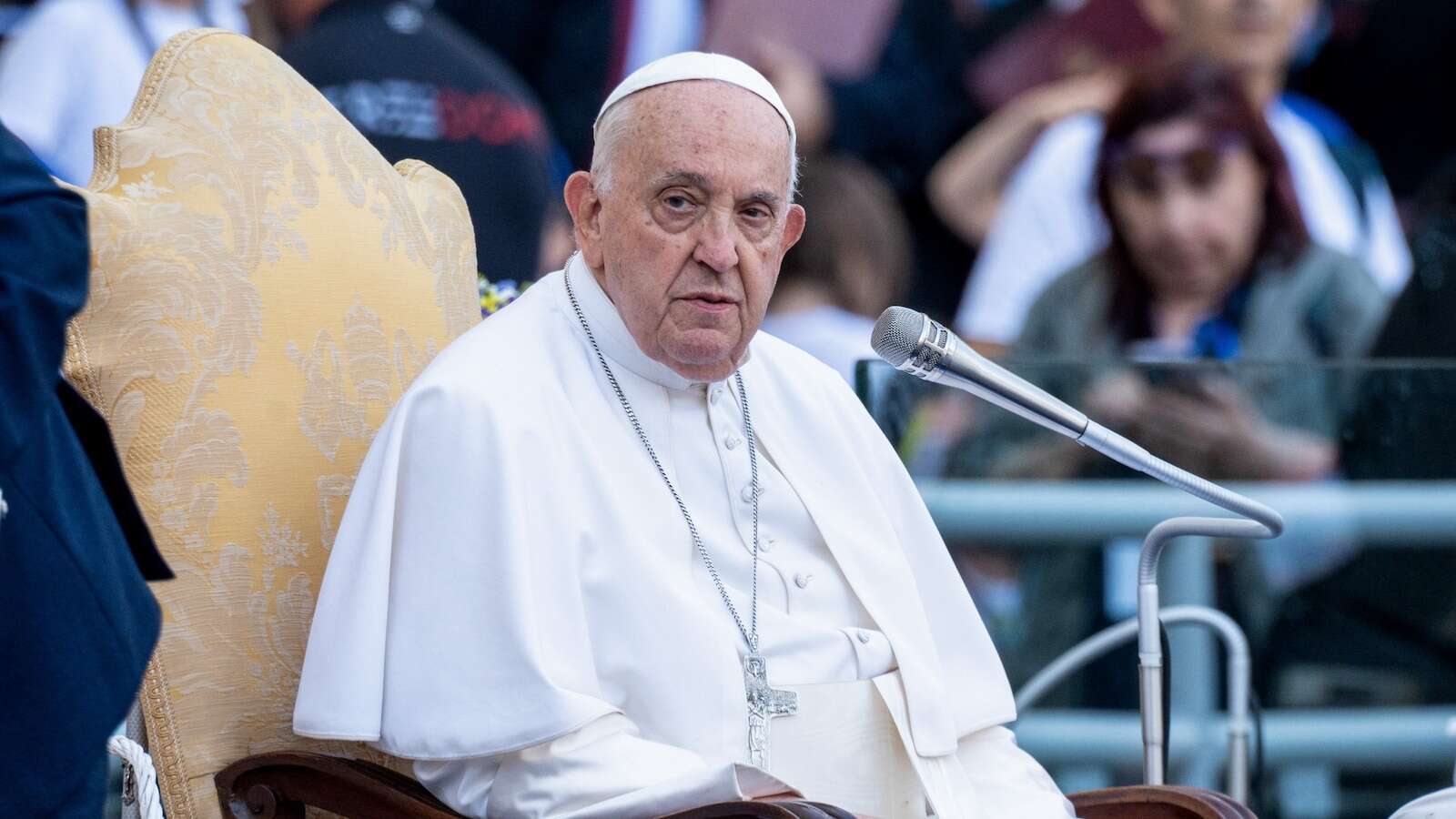 Pope apologizes for reported use of offensive term for gay menHe reportedly affirmed a ban on allowing gay men to train for the priesthood.5/28/2024 01:21:24 EDT