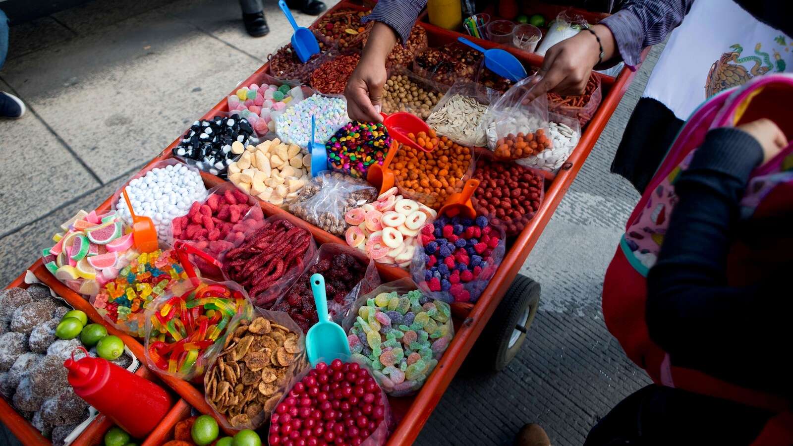 Mexican schools have 6 months to ban sale of junk food or face heavy fines