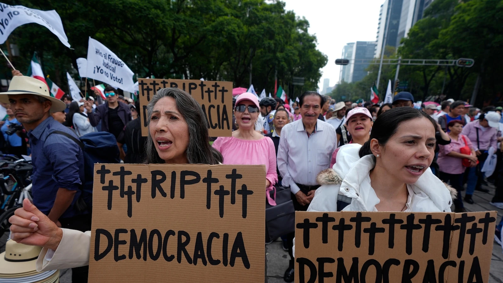 Mexico's first judicial elections are marked by low turnout, confusion and disillusionment