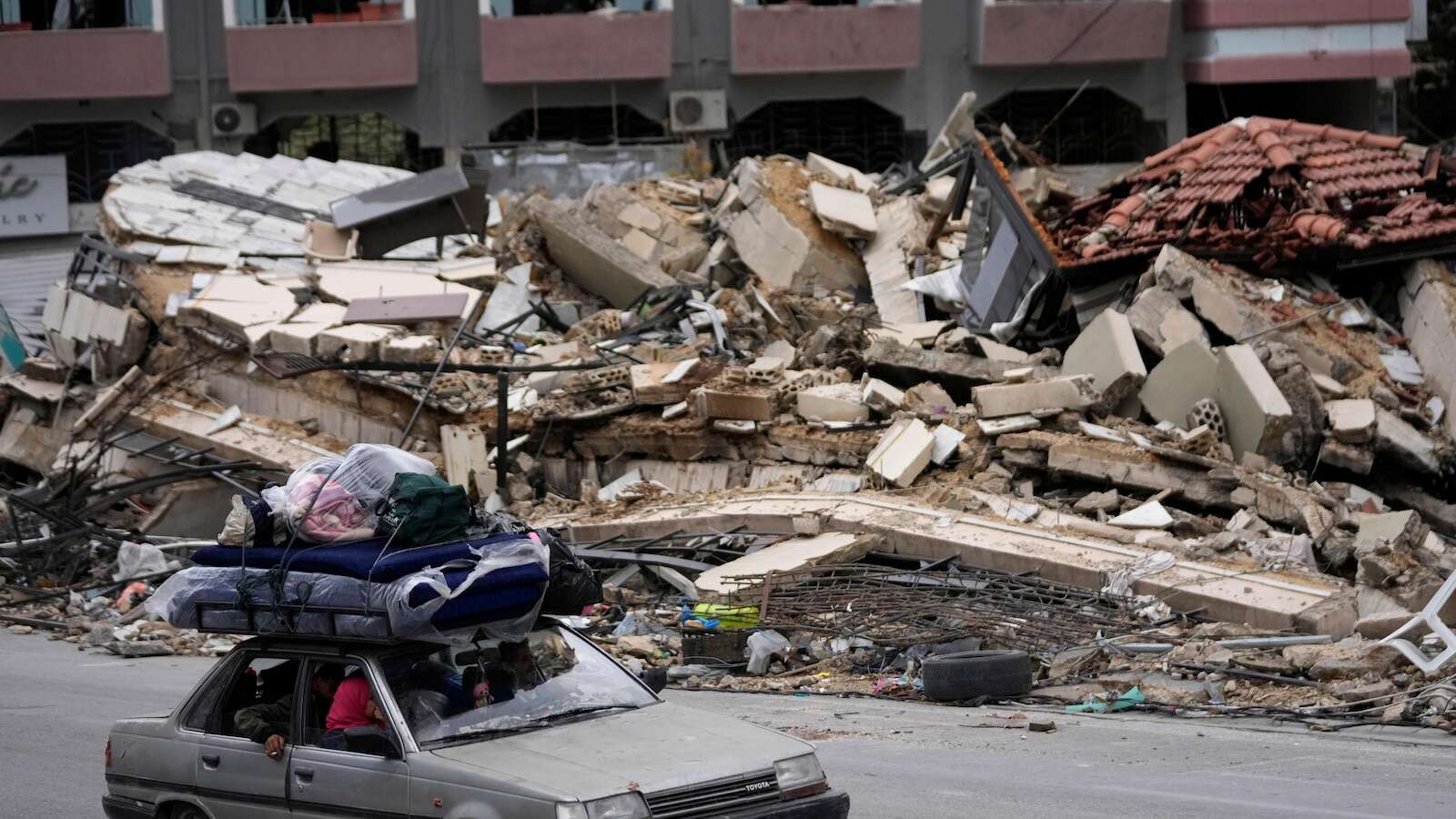 Lebanese whose homes were destroyed in the war want to rebuild. Many face a long wait