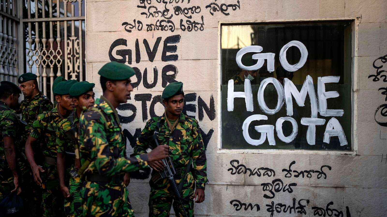 Protests ousted Sri Lanka's last president. Ahead of new election, many are still waiting for change