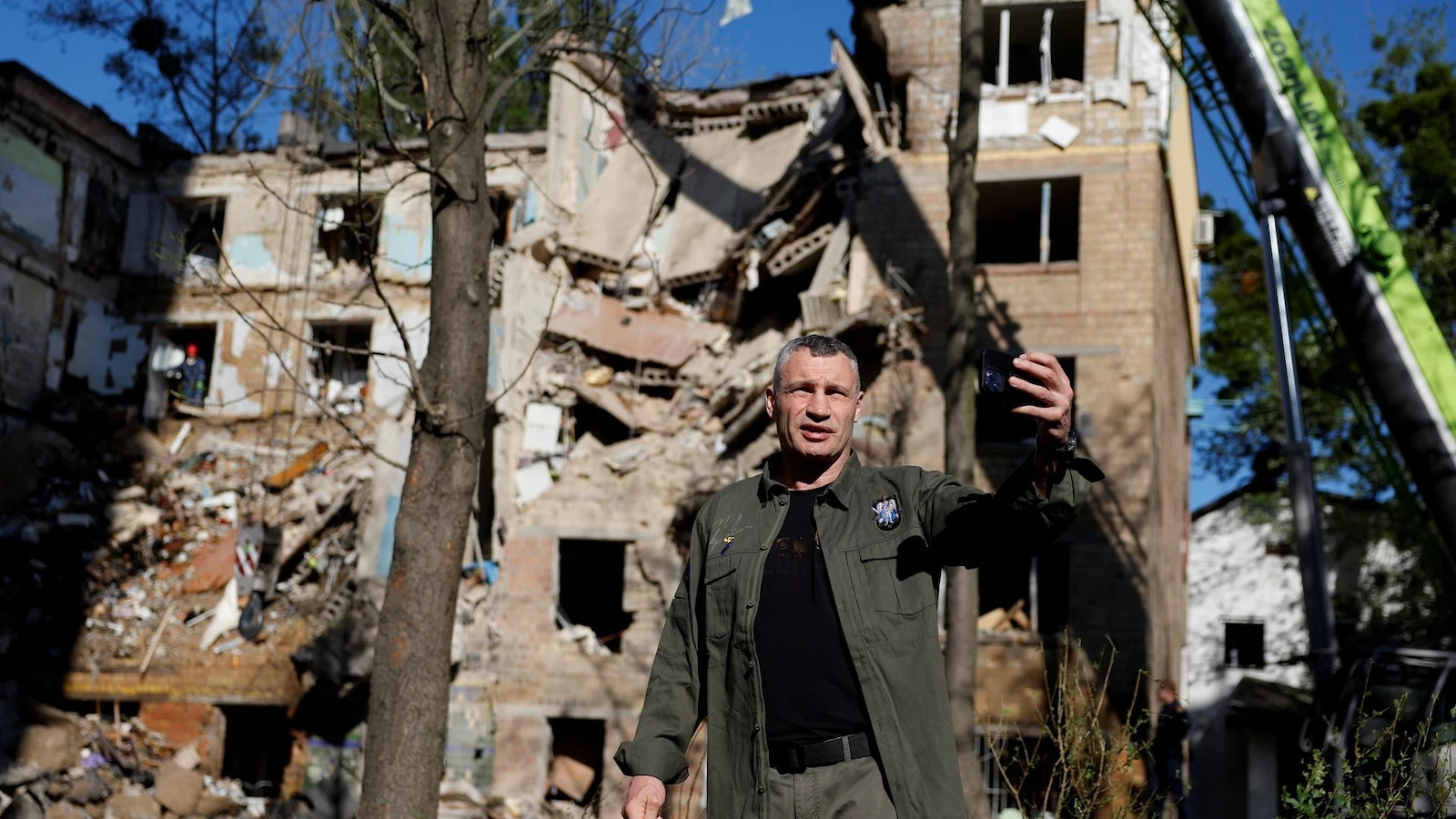 At least 6 killed in Kyiv by Russian drone, missile strikes on Ukraine, mayor saysPresident Volodymyr Zelenskyy called the attack 
