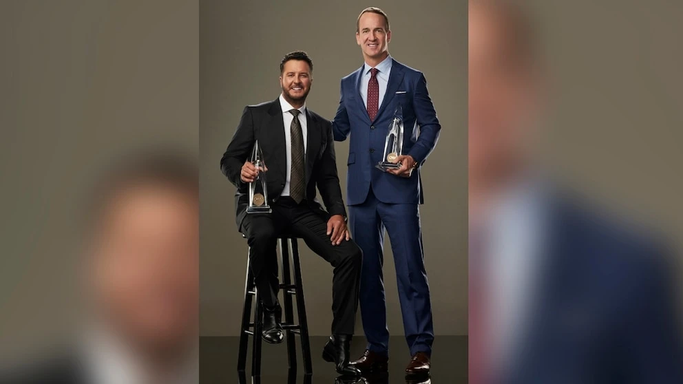 CMA Awards 2023: How to watch the show, who is nominated and moreThe show will be packed with performances from country's biggest stars.11/6/2023 04:11:56 EST