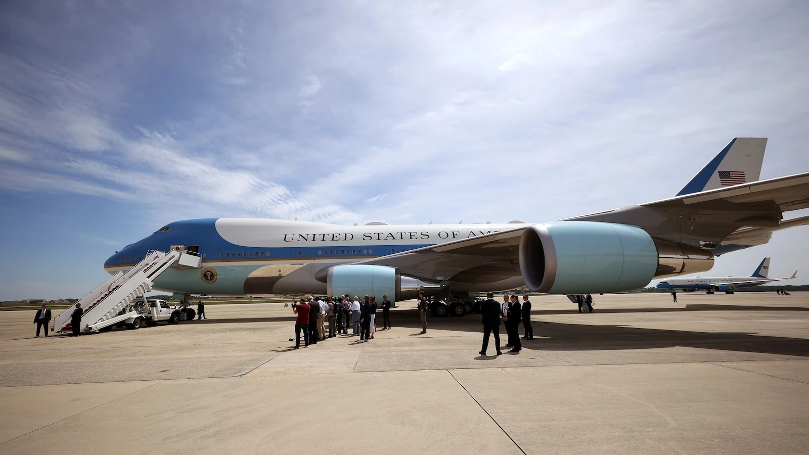 Qatar's luxury jet donation poses significant security risks, experts say