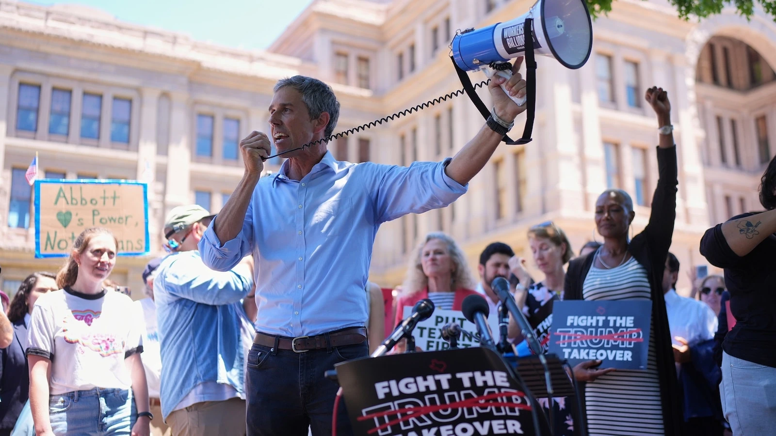 Beto O'Rourke's group helping front costs of bolting Texas House Democrats