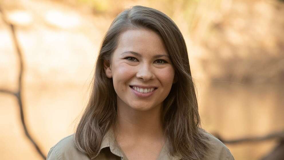 Bindi Irwin talks endometriosis diagnosis