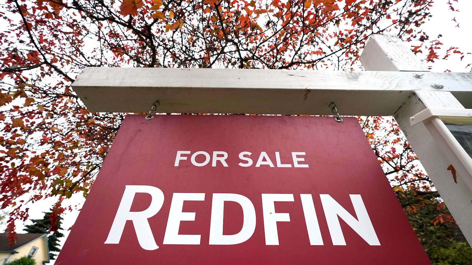 Mortgage lender Rocket Cos. to acquire real estate brokerage Redfin in $1.75B deal