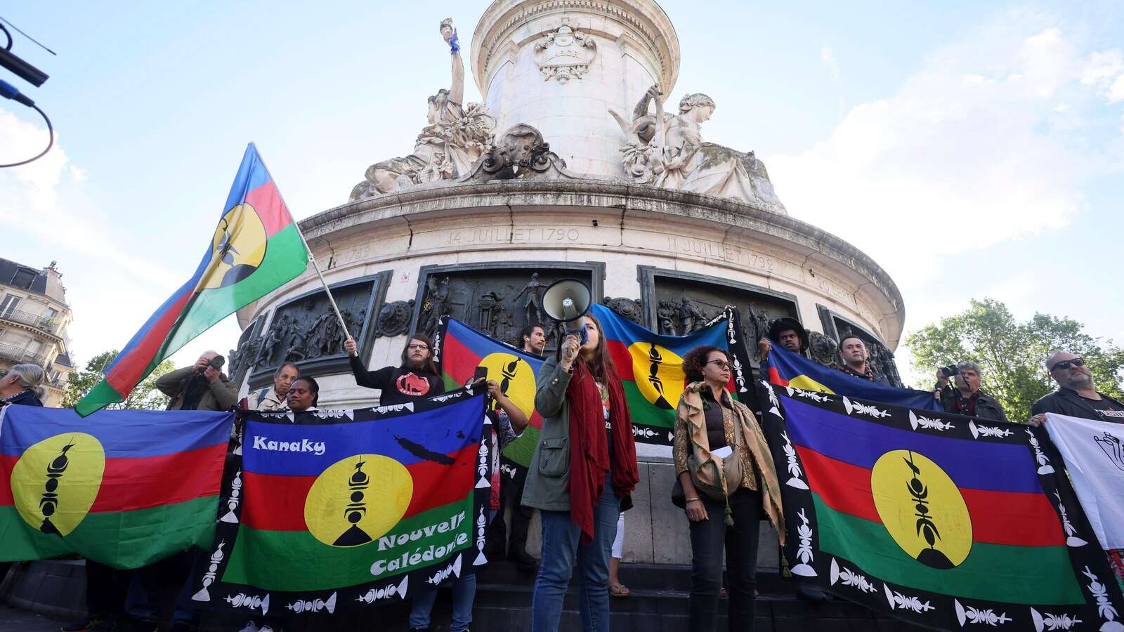 Violence in New Caledonia subsides slightly as France sends reinforcements for security