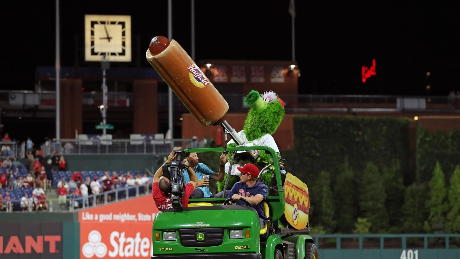 Phillies change up dollar dog night promo for 2024 MLB seasonDollar Dog Night is going, going, gone at Citizens Bank Park this season.3/1/2024 03:19:26 EST
