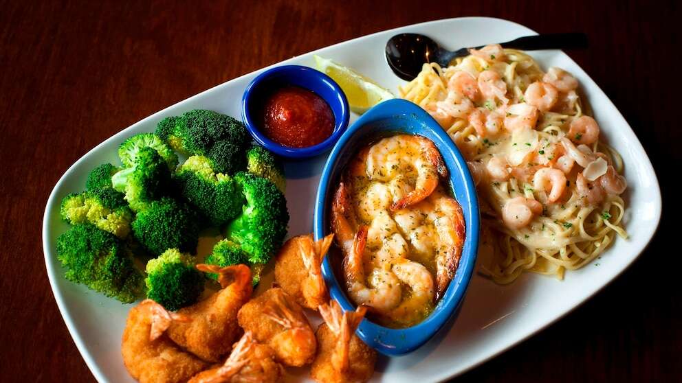 Red Lobster changes endless shrimp deal that cost the company millionsRed Lobster has since raised the price of the deal to $25.12/1/2023 12:37:00 EST