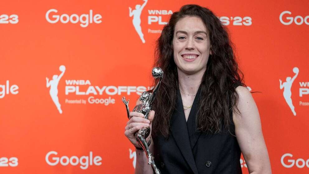 WNBA MVP Breanna Stewart talks inspiration from Coco Gauff, amplifying women's sportsBreanna Stewart reflected on her MVP title and progress for women's sports.9/27/2023 10:46:32 EDT