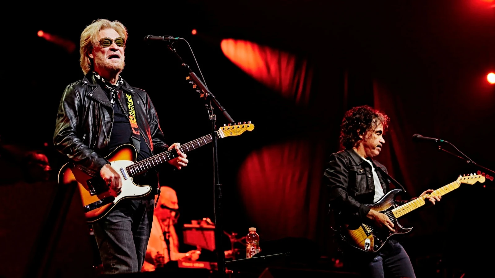 Peter Van Breukelen/Redferns/Getty ImagesJohn Oates opens up about legal battle with Daryl Hall over joint businessThe singers were an American rock duo known as Hall & Oates.May 17, 2024