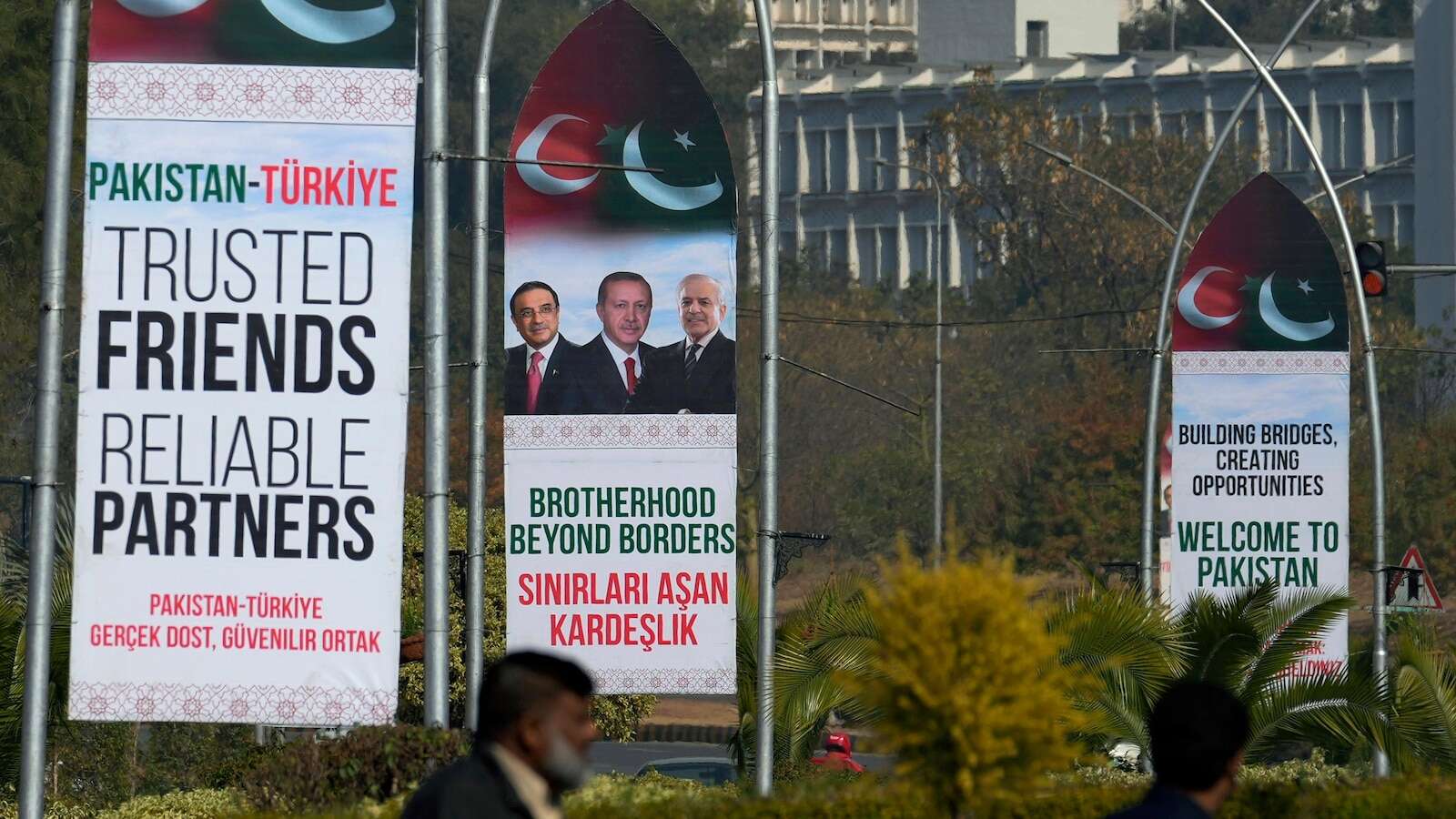 Turkey's president arrives in Pakistan's capital on a 2-day visit to boost trade, economic ties