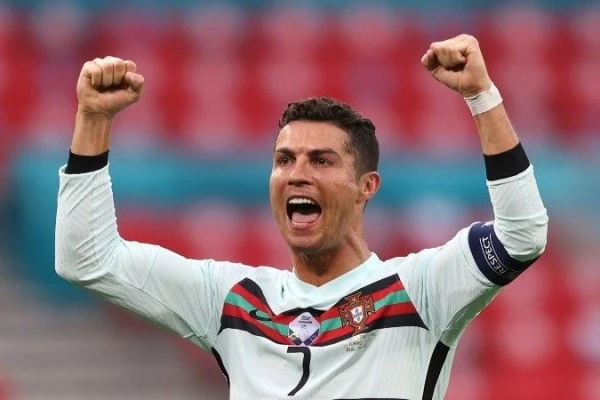Cristiano Ronaldo Bertabur Rekor di Piala Eropa 2020