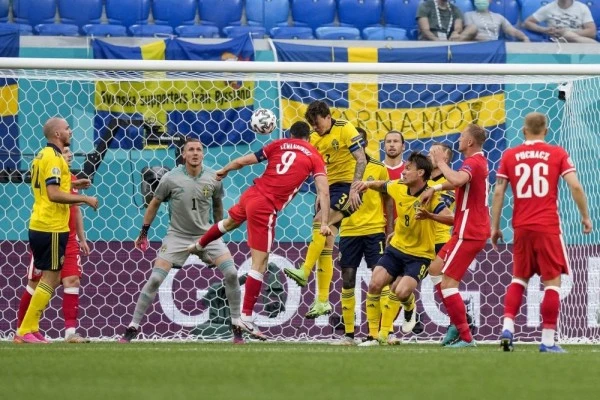 [BREAKING] Menangkan Drama 5 Gol Kontra Polandia, Swedia Kuasai Grup E