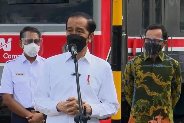Jokowi Ingin Vaksinasasi Diprioritaskan di Tempat Interaksi Tinggi