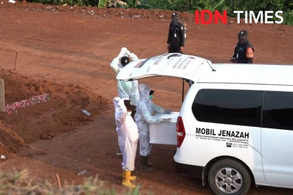 Jenazah COVID Diangkut Truk, Wagub DKI: Masih Sanggup Pakai Ambulans