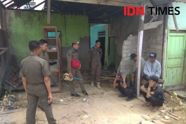 Memaki Satpol PP saat Penertiban, Pekerja Salon Dilapor ke Polisi
