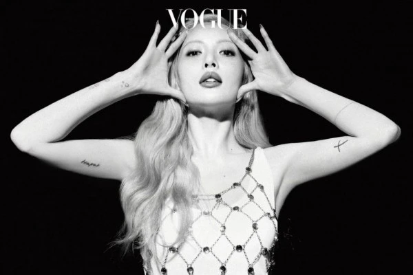 9 Potret Menawan Hyuna di Majalah Vogue Korea Edisi Juli 2021
