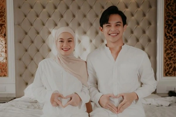 Bertema Islami, Arti Nama Anak Pertama Dinda Hauw dan Rey Mbayang