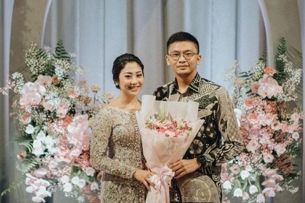 10 Momen Lamaran Nona Willy Adik Nikita Willy, Haru dan Bahagia!