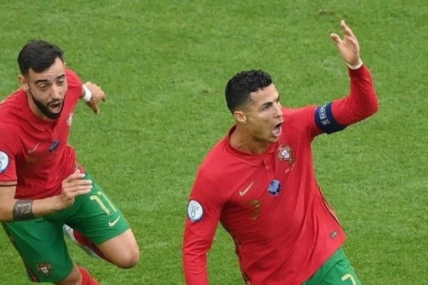 Lari Kilat Ronaldo Tempuh 82 Meter dalam 14 Detik dan Cetak Gol