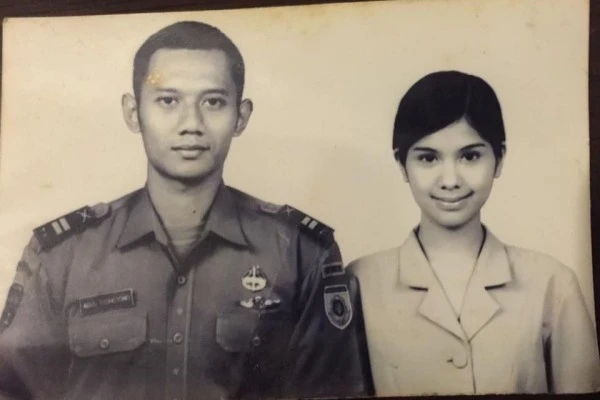 Curi Perhatian, 10 Potret Annisa Pohan dan AHY pada Awal Pernikahan