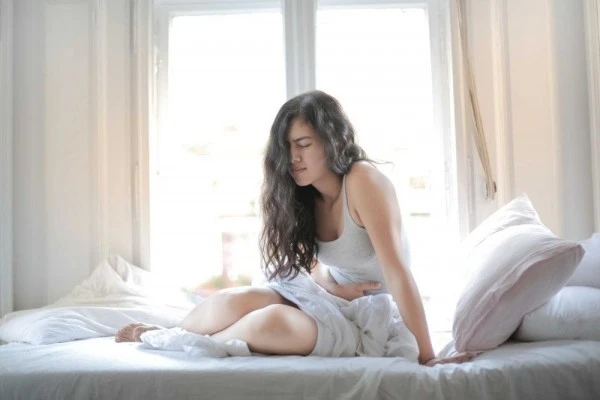 6 Penyebab Sakit Perut pada Wanita setelah Berhubungan Seks