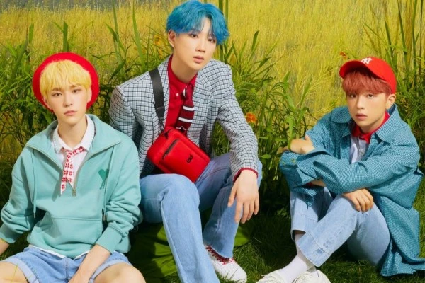 Comeback, 13 Potret BDC di Mini Album THE INTERSECTION : CONTACT 