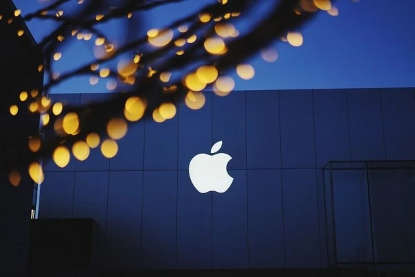 Apple dan Alibaba Luncurkan EV, CEO Daimler: Persaingan Bakal Ketat