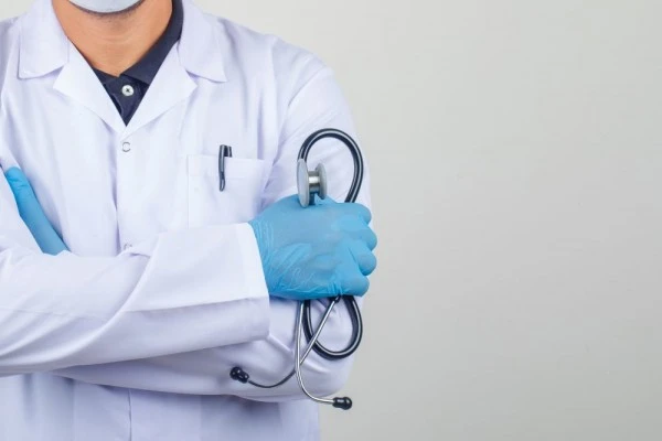 5 Fakta Sindrom Jas Putih, Tekanan Darah Naik saat Bertemu Dokter  