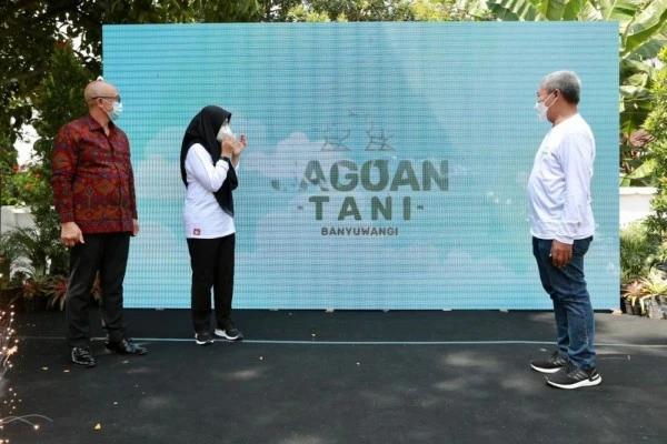 Menteri Investasi Siap Jadi Mentor Program Jago Tani di Banyuwangi