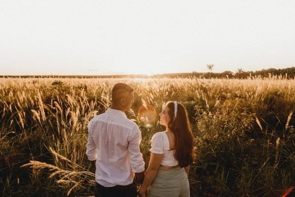 5 Dampak Baik Saling Mengingatkan agar Introspeksi Diri dalam Hubungan