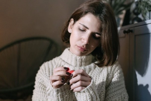 5 Cara Ampuh Move On dari Cinta Bertepuk Sebelah Tangan