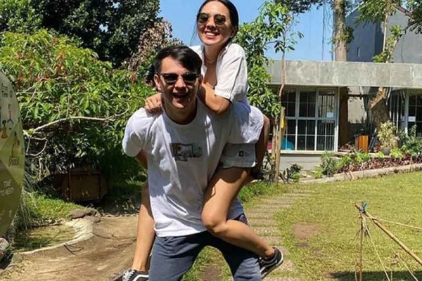10 Kesabaran Unik Marcell Darwin dan Istri Terkait Kebiasaan di Rumah